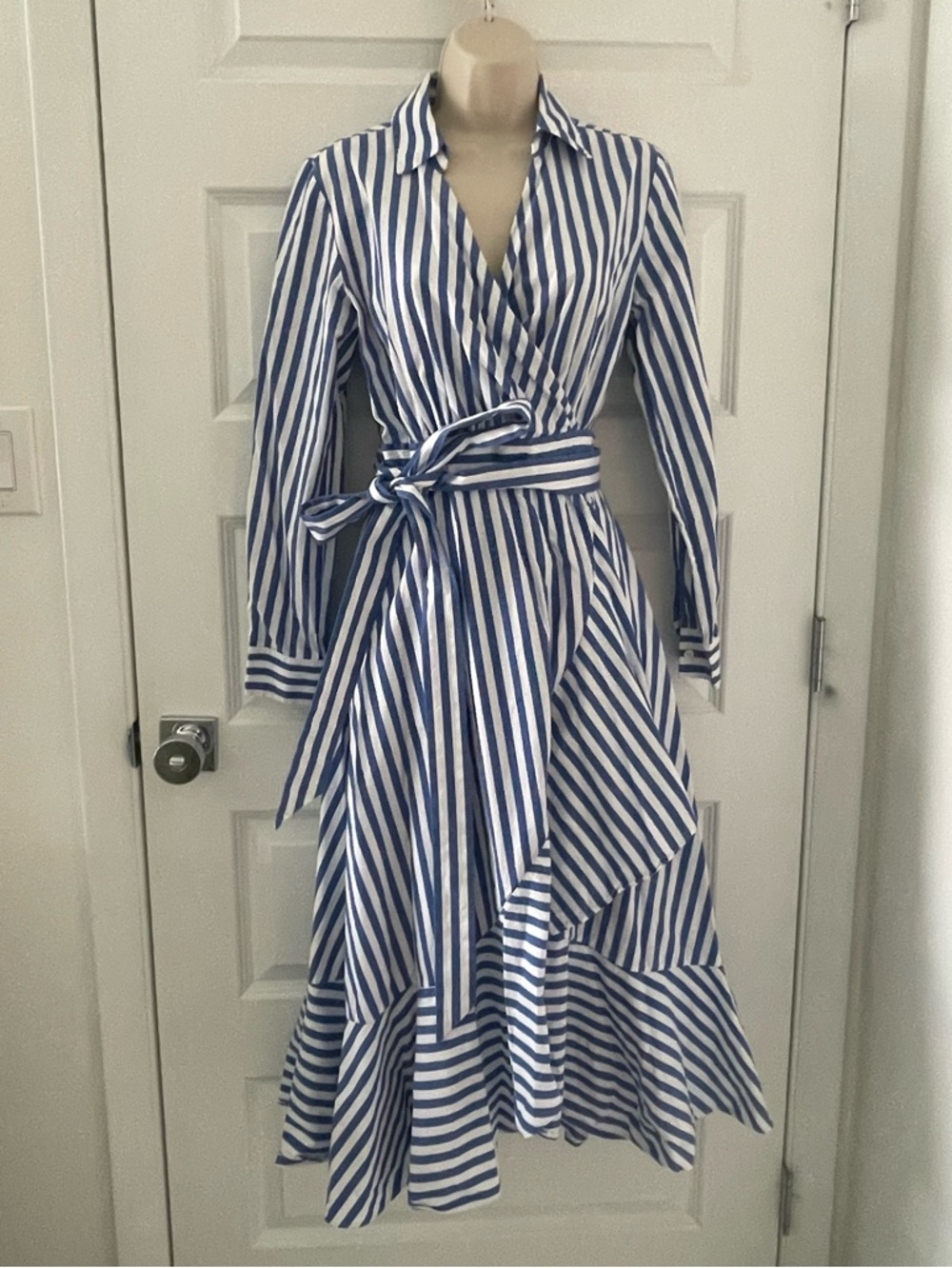 Kate Spade Julia Wrap Dress - Medium - Picture 6 of 12